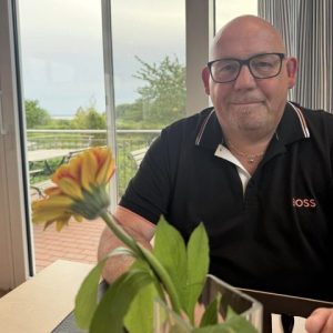 Solarreinigung, Plön, Schönberg, Rendsburg, Niebüll, Leck, Bredstedt, Dithmarschen, Büdelsdorf Photovoltaik Reinigung Mittelangeln Albersdorf, Albsfelde Alkersum Almdorf Alt Bennebek Alt Duvenstedt Alt Mölln Altenhof bei Eckernförde Altenholz Altenkrempe Altenmoor Alveslohe Ammersbek Appen, Kreis Pinneberg Arkebek Arlewatt Armstedt Arnis Arpsdorf Ascheberg (Holstein) Ascheffel Aukrug Aumühle bei Hamburg Ausacker Auufer Aventoft Averlak Aasbüttel Achterwehr Achtrup Aebtissinwisch Agethorst Ahlefeld-Bistensee Ahneby Ahrensbök Ahrensburg Ahrenshöft Ahrenviöl Ahrenviölfeld Bad Bramstedt Bad Oldesloe Bad Schwartau Bad Segeberg Badendorf, Holstein Bahrenfleth Bahrenhof, Holstein Bäk bei Ratzeburg Bälau Bargenstedt Bargfeld-Stegen Bargstall Bargstedt, Holstein Bargteheide Bargum Bark bei Bad Segeberg Barkelsby Barkenholm, Holstein Barlt Barmissen Barmstedt Barnitz, Trave Barsbek Barsbüttel Basedow, Kreis Herzogtum Lauenburg Basthorst, Kreis Herzogtum Lauenburg Bebensee Behlendorf Behrendorf bei Husum Behrensdorf (Ostsee) Beidenfleth Bekdorf bei Wilster Bekmünde Belau bei Wankendorf Beldorf Bendfeld Bendorf, Holstein Bergenhusen Bergewöhrden Beringstedt Berkenthin Beschendorf Besdorf Besenthal Bevern, Holstein Bilsen Bimöhlen Bissee Blekendorf Bliestorf Blomesche Wildnis Blumenthal, Holstein Blunk Böel, Angeln Bohmstedt Böhnhusen Bokel bei Elmshorn Bokel bei Rendsburg Bokelrehm Bokholt-Hanredder Bokhorst bei Schenefeld Böklund Boksee Bollingstedt Bondelum Bönebüttel Bönningstedt Boostedt Bordelum Bordesholm Boren Borgdorf-Seedorf Borgstedt bei Rendsburg Borgsum Borgwedel Börm bei Schleswig Bornholt, Holstein Bornhöved Börnsen Borsfleth Borstel bei Neumünster Borstel-Hohenraden Borstorf Bosau Bosbüll Bösdorf bei Plön Bothkamp Bovenau Böxlund Braak bei Hamburg Braderup bei Niebüll Brammer bei Rendsburg Bramstedtlund Brande-Hörnerkirchen Brebel Bredenbek bei Rendsburg Bredstedt Breiholz Breitenberg bei Itzehoe Breitenburg Breitenfelde, Kreis Herzogtum Lauenburg Brekendorf Breklum Brickeln Brinjahe Brodersby bei Kappeln, Schlei Brodersby bei Schleswig Brodersdorf Brokdorf, Holstein Brokstedt Bröthen, Kreis Herzogtum Lauenburg Brügge, Holstein Brunsbek Brunsbüttel Brunsmark Brunstorf, Kreis Herzogtum Lauenburg Büchen, Lauenburg Buchholz, Dithmarschen Buchholz bei Ratzeburg Buchhorst, Kreis Herzogtum Lauenburg Büdelsdorf Bühnsdorf Bullenkuhlen Bünsdorf Bunsoh, Dithmarschen Burg (Dithmarschen) Busdorf bei Schleswig Busenwurth Büsum Büsumer Deichhausen Büttel, Westholst Christiansholm Christinenthal, Holstein Dagebüll Dägeling Dahme, Holstein Dahmker Daldorf Dalldorf, Kreis Herzogtum Lauenburg Damendorf Damlos Dammfleth Damp Damsdorf, Kreis Segeberg Dänischenhagen Dannau, Kreis Plön Dannewerk Dassendorf Dätgen Delingsdorf Dellstedt Delve, Holstein Dersau, Kreis Plön Diekhusen-Fahrstedt Dingen, Dithmarschen Dobersdorf, Holstein Dollerup Dollrottfeld D örnick Dörphof Dörpling Dörpstedt bei Schleswig Drage, Nordfriesland Drage bei Hohenaspe Dreggers Drelsdorf Düchelsdorf Dunsum Duvensee Eckernförde Ecklak Eddelak Eggebek Eggstedt, Holstein Ehndorf Einhaus bei Ratzeburg Eisendorf, Holstein Ekenis Elisabeth-Sophien-Koog Ellerau, Holstein Ellerbek, Kreis Pinneberg Ellerdorf Ellerhoop Ellhöft Ellingstedt Elmenhorst, Kreis Herzogtum Lauenburg Elmenhorst, Kreis Stormarn Elmshorn Elpersbüttel Elsdorf-Westermühlen Elskop Embühren Emkendorf bei Rendsburg Emmelsbüll-Horsbüll Enge-Sande Engelbrechtsche Wildnis Epenwöhrden Erfde Escheburg Esgrus Eutin HH Bereich Hamburg-Altstadt, Billbrook, Billstedt, Borgfelde, Finkenwerder, HafenCity, Hamm, Hammerbrook, Horn, Kleiner Grasbrook, Neustadt, Neuwerk (Exklave), Rothenburgsort, St. Georg, St. Pauli, Steinwerder, Veddel, Waltershof, Wilhelmsburg, Altona-Altstadt, Altona-Nord, Bahrenfeld, Blankenese, Groß Flottbek, Iserbrook, Lurup, Nienstedten, Osdorf, Othmarschen, Ottensen, Rissen, Sternschanze, Sülldorf, Andervenne, Beesten, Börger, Dersum, Dohren, Esterwegen, Fresenburg, Gersten, Handrup, Haselünne, Herzlake, Hüven, Kluse, Lahn, Lehe, Lingen, Lünne Stolk Stolpe bei Neumünster Stoltebüll Stoltenberg Stördorf Störkathen Strande, Holstein Strübbel Struckum Strukdorf Struvenhütten Struxdorf Stubben bei Bad Oldesloe Stuvenborn Süderau Süderbrarup Süderdeich, Dithmarschen Süderdorf Süderende auf Föhr Süderfahrenstedt Süderhackstedt Süderhastedt, Holstein Süderheistedt Süderhöft Süderlügum Südermarsch bei Husum Süderstapel Sülfeld Süsel Sylt Taarstedt Tackesdorf Talkau Tangstedt, Kreis Pinneberg Tangstedt, Kreis Stormarn Tappendorf Tarbek Tarp Tasdorf Tastrup bei Flensburg Tating, Eiderstedt Techelsdorf Tellingstedt Tensbüttel-Röst Tensfeld Tetenbüll Tetenhusen Thaden Thumby, Schwansen Tielen bei Erfde Tielenhemme Timmaspe Timmendorfer Strand Tinningstedt Todenbüttel Todendorf, Kreis Stormarn Todesfelde Tolk Tönning (Nordseebad) Tornesch Tramm, Kreis Herzogtum Lauenburg Trappenkamp Travenbrück Travenhorst Traventhal Treia bei Schleswig Tremsbüttel Trennewurth Trittau Tröndel Tümlauer Koog Tüttendorf Twedt bei Schleswig Fahrdorf Fahren, Holstein Fahrenkrug Fargau-Pratjau Fedderingen Fehmarn Felde, Holstein Feldhorst Felm Fiefbergen Fitzbek Fitzen Fleckeby Flensburg Flintbek Fockbek Föhrden-Barl Fredeburg bei Ratzeburg Fredesdorf Freienwill bei Flensburg Fresendelf Frestedt Friedrich-Wilhelm-Lübke-Koog Friedrichsgabekoog Friedrichsgraben Friedrichsholm Friedrichskoog, Dithmarschen Friedrichstadt an der Eider Fuhlendorf bei Wiemersdorf Fuhlenhagen Galmsbüll Gammelby bei Eckernförde Garding Garding, Kirchspiel Gaushorn Geesthacht Gelting, Angeln Geltorf Geschendorf Gettorf Giekau Giesensdorf bei Ratzeburg Glasau Glinde, Kreis Stormarn Glücksburg (Ostsee) Glückstadt Glüsing, Dithmarschen Gnutz Göhl Gokels Goldebek, Nordfriesland Goldelund Göldenitz bei Berkenthin Goltoft Gönnebek Goosefeld Göttin, Kreis Herzogtum Lauenburg Grabau bei Schwarzenbek Grabau, Kreis Stormarn Grambek Grande Grauel Grebin Gremersdorf, Holstein Grevenkop Grevenkrug Gribbohm Grinau Gröde, Hallig Grödersby Grömitz Grönwohld, Kreis Stormarn Groß Boden Groß Buchwald Groß Disnack Groß Grönau Groß Kummerfeld Groß Niendorf, Holstein Groß Nordende Groß Offenseth-Aspern Groß Pampau Groß Rheide Groß Rönnau Groß Sarau Groß Schenkenberg Groß Vollstedt Groß Wittensee Großbarkau Großenaspe Großenbrode Großenrade Großensee, Kreis Stormarn Großenwiehe Großhansdorf Großharrie Großsolt Grothusenkoog Grove Groven, Dithmarschen Grube, Holstein Grundhof bei Flensburg Güby Gudendorf, Holstein Gudow, Kreis Herzogtum Lauenburg Gülzow, Kreis Herzogtum Lauenburg Güster Haale Haby Hadenfeld Hagen bei Bad Bramstedt Hooge, Hallig Halstenbek, Holstein Hamberge, Holstein Hamdorf bei Rendsburg Hamfelde (Herzogtum Lauenburg) Hamfelde in Holstein (Kreis Stormarn) Hammoor bei Ahrensburg Hamwarde Hamweddel Handewitt Hanerau-Hademarschen Hardebek Harmsdorf bei Ratzeburg Harmsdorf, Holstein Harrislee Hartenholm Haselau Haseldorf Haselund Hasenkrug bei Brokstedt Hasenmoor Hasloh Hasselberg, Ostsee Haßmoor Hattstedt Hattstedtermarsch Havekost bei Schwarzenbek Havetoft Havetoftloit Hedwigenkoog Heede bei Barmstedt Heide / Holstein Heidekamp Heidgraben Heidmoor, Holstein Heidmühlen, Holstein Heikendorf Holstein Heiligenhafen, Holstein Heiligenstedten Heiligenstedtenerkamp Heilshoop Heinkenborstel Heist Helgoland Hellschen-Heringsand-Unterschaar Helmstorf bei Lütjenburg Helse Hemdingen Hemme, Holstein Hemmingstedt Hennstedt / Dithmarschen Hennstedt bei Itzehoe Henstedt-Ulzburg Heringsdorf, Holstein Herzhorn, Holstein Hetlingen Hillgroven Hingstheide Hitzhusen Hochdonn Hodorf Hoffeld bei Bordesholm Högel Högersdorf Högsdorf Hohenaspe Hohenfelde bei Kiel Hohenfelde bei Elmshorn Hohenfelde, Kreis Stormarn Hohenhorn Hohenlockstedt Hohenwestedt Hohn bei Rendsburg Höhndorf Hohwacht (Ostsee) Hoisdorf Hollenbek, Kreis Herzogtum Lauenburg Hollingstedt bei Delve Hollingstedt bei Schleswig Holm bei Süderlügum Holm, Kreis Pinneberg Holstenniendorf Holt bei Medelby Holtsee Holzbunge Holzdorf bei Eckernförde Honigsee Hornbek Hörnum (Sylt) Horst, Kreis Herzogtum Lauenburg Horst (Holstein) Horstedt bei Husum Hörsten bei Rendsburg Hörup Hövede Hude bei Husum Huje Hummelfeld Humptrup Hürup Husby bei Flensburg Hüsby Husum, Nordsee Hüttblek Hütten bei Ascheffel Idstedt Immenstedt bei Albersdorf Immenstedt, Nordfriesland Itzehoe Itzstedt Jagel bei Schleswig Jahrsdorf, Holstein Janneby Jardelund Jerrishoe Jersbek Jevenstedt Joldelund Jörl Jübek Juliusburg HH Bereich Eidelstedt, Eimsbüttel, Harvestehude, Hoheluft-West, Lokstedt, Niendorf, Rotherbaum, Schnelsen, Stellingen, Alsterdorf, Barmbek-Nord, Barmbek-Süd, Dulsberg, Eppendorf, Fuhlsbüttel, Groß Borstel, Hohenfelde, Hoheluft-Ost, Langenhorn, Ohlsdorf, Uhlenhorst, Winterhude, Bergstedt, Bramfeld, Duvenstedt, Eilbek, Farmsen-Berne, Hummelsbüttel, Jenfeld, Lemsahl-Mellingstedt, Marienthal, Poppenbüttel, Rahlstedt, Messingen, Neulehe, Oberlangen, Rastdorf, Rhede, Schapen, Spahnharrenstätte, Stavern, Sustrum, Twist, Walchum, Werpeloh, Wippingen, Bawinkel, Bockhorst, Breddenberg, Holland Niederlande Uelvesbüll Uetersen Uelsby Ulsnis Uphusum bei Süderlügum Utersum Vaale, Holstein Vaalermoor Viöl Vollerwiek Vollstedt Volsemenhusen Waabs Wacken Wagersrott Wahlstedt Wahlstorf bei Preetz Wakendorf I Wakendorf bei Henstedt-Ulzburg Walksfelde Wallen, Holstein Wallsbüll bei Flensburg Wanderup Kiel Kaaks Kabelhorst Kaisborstel Kaiser-Wilhelm-Koog Kaltenkirchen, Holstein Kalübbe, Holstein Kampen (Sylt) Kankelau Kappeln, Schlei Karby, Schwansen Karlum Karolinenkoog Kasseburg bei Trittau Kasseedorf Kastorf, Holstein Katharinenheerd Kattendorf Kayhude Kellenhusen (Ostsee) Kellinghusen Kiebitzreihe Kiesby Kirchbarkau Kirchnüchel Kisdorf, Holstein Kittlitz bei Ratzeburg Klamp Klanxbüll Klappholz Klein Barkau Klein Bennebek Klein Gladebrügge Klein Nordende Klein Offenseth-Sparrieshoop Klein Pampau Klein Rheide Klein Rönnau Klein Wesenberg Klein Wittensee Klein Zecher Klempau Kletkamp Kleve, Dithmarschen Kleve bei Itzehoe Klinkrade, Kreis Herzogtum Lauenburg Klixbüll Koberg, Kreis Herzogtum Lauenburg Köhn Koldenbüttel Kolkerheide Kollmar Kollmoor bei Itzehoe Kölln-Reisiek Kollow, Kreis Herzogtum Lauenburg Königshügel Kosel bei Eckernförde Köthel (Herzogtum Lauenburg) Köthel (Stormarn) Kotzenbüll Krempdorf Krempe, Holstein Krempel, Holstein Kremperheide Krempermoor Krems II Krogaspe Krokau Kronprinzenkoog Kronsgaard Kronshagen Kronsmoor bei Westermoor Kropp bei Schleswig Kröppelshagen-Fahrendorf Krukow, Kreis Herzogtum Lauenburg Krummbek, Holstein Krummendiek Krummesse Krummwisch Krumstedt Krüzen Kuddewörde Kuden Kudensee Kühren bei Preetz Kühsen Kükels Kulpin bei Ratzeburg Kummerfeld bei Pinneberg Lübeck Labenz Laboe Ladelund Lägerdorf Lammershagen, Holstein Landrecht Landscheide bei Sankt Margarethen Langballig Langeln, Kreis Pinneberg Langeneß Langenhorn bei Husum Langenlehsten Langstedt Langwedel, Holstein Lankau Lanze, Kreis Herzogtum Lauenburg Lasbek, Kreis Stormarn Latendorf Lauenburg / Elbe Lebrade Leck Leezen, Holstein Lehe, Dithmarschen Lehmkuhlen bei Preetz Lehmrade, Holstein Lensahn Lentföhrden Lexgaard Lieth Linau Lindau bei Kiel Linden, Holstein Lindewitt List, Sylt Lockstedt, Holstein Lohbarbek Lohe-Föhrden Lohe-Rickelshof Loit Looft Loop, Holstein Loose bei Eckernförde Löptin Lottorf Löwenstedt Lüchow bei Sandesneben Luhnstedt Lunden, Holstein Lürschau Lütau Lütjenburg, Holstein Lütjenholm Lütjensee Lütjenwestedt Lutterbek Lutzhorn Maasbüll bei Flensburg Maasholm Malente Manhagen bei Lensahn Marne, Holstein Marnerdeich Martensrade Mechow bei Ratzeburg Meddewade Medelby Meezen Meggerdorf Mehlbek Meldorf (Holstein) Melsdorf Meyn Midlum, Föhr Mielkendorf Mildstedt Möhnsen Mohrkirch Molfsee Mölln, Kreis Herzogtum Lauenburg Mönkeberg Mönkhagen Mönkloh Moordiek bei Westermoor Moorhusen bei Wilster Moorrege bei Uetersen Mörel bei Hohenwestedt Mözen Mucheln Mühbrook Mühlenbarbek Mühlenrade Munkbrarup Münsterdorf Müssen, Kreis Herzogtum Lauenburg Mustin bei Ratzeburg Nahe Nebel, Amrum Negenharrie Negernbötel Nehms Nehmten Neritz bei Bad Oldesloe Nettelsee Neu Duvenstedt Neuberend Neudorf-Bornstein Neuenbrook, Holstein Neuendeich bei Uetersen Neuendorf bei Elmshorn Neuendorf-Sachsenbande Neuengörs Neuenkirchen, Dithmarschen Neufeld, Dithmarschen Neufelderkoog Neukirchen bei Niebüll Neukirchen bei Oldenburg in Holstein Neumünster, Holstein Neustadt in Holstein Neuwittenbek Neversdorf Nieblum Niebüll (Schleswig) Nieby bei Gelting, Angeln Nienborstel Nienbüttel bei Wacken Niendorf bei Berkenthin Niendorf / Stecknitz Nienwohld Niesgrau Nindorf bei Meldorf Nindorf bei Neumünster Noer Norddeich, Dithmarschen Norddorf, Amrum Norderbrarup Norderfriedrichskoog Norderheistedt Nordermeldorf Norderstapel Norderstedt Norderwöhrden Nordhackstedt Nordhastedt Nordstrand Norstedt HH Bereich Sasel, Steilshoop, Tonndorf, Volksdorf, Wandsbek, Wellingsbüttel, Wohldorf-Ohlstedt, Allermöhe, Altengamme, Bergedorf, Billwerder, Curslack, Kirchwerder, Lohbrügge, Moorfleet, Neuallermöhe, Neuengamme, Ochsenwerder, Reitbrook, Spadenland, Tatenberg, Altenwerder, Cranz, Eißendorf, Francop, Gut Moor, Harburg, Hausbruch, Heimfeld, Langenbek, Marmstorf, Moorburg, Neuenfelde, Dörpen, Emsbüren, Freren, Geeste, Groß Berßen, Haren, Heede, Hilkenbrook, Klein Berßen, Lähden, Langen, Lengerich, Lorup, Meppen, Neubörger, Niederlangen Wangelau Wangels Wankendorf Wapelfeld Warder bei Neumünster Warnau bei Nettelsee Warringholz Warwerort Wasbek Wattenbek Weddelbrook Weddingstedt Wedel Weede Wees Weesby Welmbüttel Welt Wendtorf Wennbüttel Wenningstedt (Sylt) Wensin Wentorf (Amt Sandesneben) Wentorf bei Hamburg Wesenberg, Holstein Wesselburen Wesselburener Deichhausen Wesselburenerkoog Wesseln, Dithmarschen Westensee Wester-Ohrstedt Westerau, Holstein Westerborstel Westerdeichstrich Westerhever Westerholz bei Baureinigung Nortorf bei Neumünster Nortorf bei Wilster Nottfeld Ostdeutschland Neumünster Niebüll Schleswig Brandenburg Mecklenburg-Vorpommern Sachsen Sachsen-Anhalt Thüringen Nusse Kiel Husum Annaburg Dithmarschen Rendsburg Tönning Schleswig Bredstedt Nordfriesland Hamburg Scheessel Mecklenburg Nübbel bei Rendsburg Nübel bei Schleswig Nusse Nutteln, Holstein Nützen Ockholm Odderade Oelixdorf Oering, Holstein Oersberg Oersdorf bei Neumünster Oeschebüttel Oesterdeichstrich Oesterwurth Oevenum Oeversee Offenbüttel Oldenborstel Oldenburg in Holstein Oldenbüttel bei Hanerau-Hademarschen Oldendorf, Holstein Oldenhütten Oldenswort Oldersbek Olderup Oldsum Osdorf bei Kiel Ostenfeld (Husum) Ostenfeld (Rendsburg) Oster-Ohrstedt Osterby bei Eckernförde Osterby bei Medelby Osterhever Osterhorn Osterrade, Dithmarschen Osterrönfeld Osterstedt Ostrohe Oststeinbek Ottenbüttel Ottendorf bei Kiel Owschlag Padenstedt Pahlen Panker Panten Passade Peissen, Holstein Pellworm Pinneberg Plön / Holstein Pogeez Poggensee bei Nusse Pohnsdorf bei Preetz Pölitz, Kreis Stormarn Pommerby bei Gelting, Angeln Poppenbüll Pöschendorf Postfeld Poyenberg Prasdorf Preetz, Holstein Prinzenmoor Prisdorf Probsteierhagen Pronstorf Puls Quarnbek Quarnstedt bei Wrist Quern Quickborn, Dithmarschen Quickborn, Kreis Pinneberg Raa-Besenbek Rabel Rabenholz bei Gelting, Angeln Rabenkirchen-Faulück Rade bei Fitzbek Rade bei Hohenwestedt Rade bei Rendsburg Ramhusen Ramstedt, Nordfriesland Rantrum bei Husum Rantzau Rastorf, Holstein Ratekau Rathjensdorf Ratzeburg Rausdorf, Kreis Stormarn Reesdorf bei Kiel Reher, Holstein Rehhorst, Holstein Rehm-Flehde-Bargen Reinbek Reinfeld (Holstein) Reinsbüttel Rellingen Remmels Rendsburg Rendswühren Rethwisch bei Lägerdorf Rethwisch, Kreis Stormarn Reußenköge Rickert Rickling Riepsdorf Rieseby Ringsberg Risum-Lindholm Ritzerau Rodenäs Rodenbek bei Kiel Rohlstorf, Holstein Römnitz Rondeshagen Rosdorf, Holstein Roseburg Rüde bei Satrup Rügge Ruhwinkel Rumohr Rümpel Sahms Salem bei Ratzeburg Sandesneben Sankt Annen, Dithmarschen Sankt Margarethen Sankt Michaelisdonn Sankt Peter-Ording Sarlhusen Sarzbüttel Satrup Saustrup Schaalby Schacht-Audorf Schackendorf bei Bad Segeberg Schafflund Schafstedt, Dithmarschen Schalkholz Scharbeutz Schashagen Scheggerott Schellhorn bei Preetz Schenefeld bei Hamburg Schenefeld, Mittelholstein Schieren bei Bad Segeberg Schierensee, Holstein Schillsdorf Schinkel bei Gettorf Schiphorst Schlesen Schleswig Schlichting, Dithmarschen Schlotfeld Schmalensee Schmalfeld, Holstein Schmalstede Schmedeswurth Schmilau Schnakenbek Schnarup-Thumby Schönbek, Holstein Schönberg (Kreis Herzogtum Lauenburg) Schönberg (Holstein) Schönhorst, Holstein Schönkirchen, Holstein Schönwalde am Bungsberg Schretstaken Schrum, Dithmarschen Schuby bei Schleswig Schulendorf, Lauenburg Schülldorf Schülp, Dithmarschen Schülp bei Nortorf Schülp bei Rendsburg Schürensöhlen Schwabstedt Schwartbuck Schwarzenbek Schwedeneck Schwentinental Schwesing Schwissel Seedorf, Kreis Herzogtum Lauenburg Seedorf bei Bad Segeberg Seefeld bei Hanerau-Hademarschen Seester Seestermühe Seeth bei Husum Seeth-Ekholt Sehestedt, Eider Selent, Holstein Selk Seth, Holstein Siebenbäumen Siebeneichen, Kreis Herzogtum Lauenburg Siek, Kreis Stormarn Sierksdorf Sierksrade Sievershütten Sieverstedt Siezbüttel Silberstedt Silzen Simonsberg bei Husum Sirksfelde Sollerup Sollwitt Sommerland Sönnebüll Sophienhamm Sören Sörup Sprakebüll Stadum Stafstedt bei Rendsburg Stakendorf Stangheck Stapelfeld, Bezirk Hamburg Stedesand Steenfeld Stein bei Laboe Steinberg bei Flensburg Steinbergkirche Steinburg, Kreis Stormarn Steinfeld bei Schleswig Steinhorst, Kreis Herzogtum Lauenburg Stelle-Wittenwurth Sterley Sterup Stipsdorf Stockelsdorf Stocksee HH Bereich Neugraben-Fischbek, Neuland, Rönneburg, Sinstorf, Wilstorf, Brunswik, Düsternbrook, Ellerbek, Elmschenhagen, Gaarden, Hammer, Hassee, Hasseldieksdamm, Holtenau, Kronsburg, Kroog, Meimersdorf, Mettenhof, Mitte, Moorsee, Neumühlen-Dietrichsdorf, Oppendorf, Pries-Friedrichsort, Ravensberg, Rönne, Russee, Schilksee, Schreventeich, Steenbek-Projensdorf, Suchsdorf, Vieburg,Papenburg, Renkenberge, Salzbergen, Sögel, Spelle, Surwold, Thuine, Vrees, Werlte, Wettrup